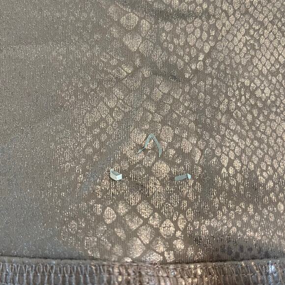 Beyond Yoga Viper Biker Shorts in Mocha‎ Viper Size Large - Picture 8 of 8